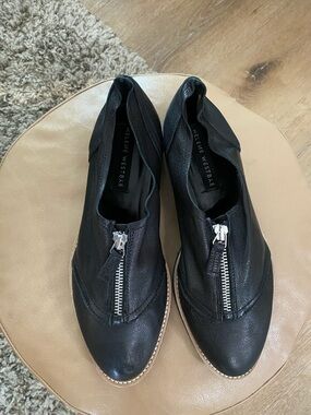 Helene Westbye Black Leather Zip-Front Women's Shoes size 7